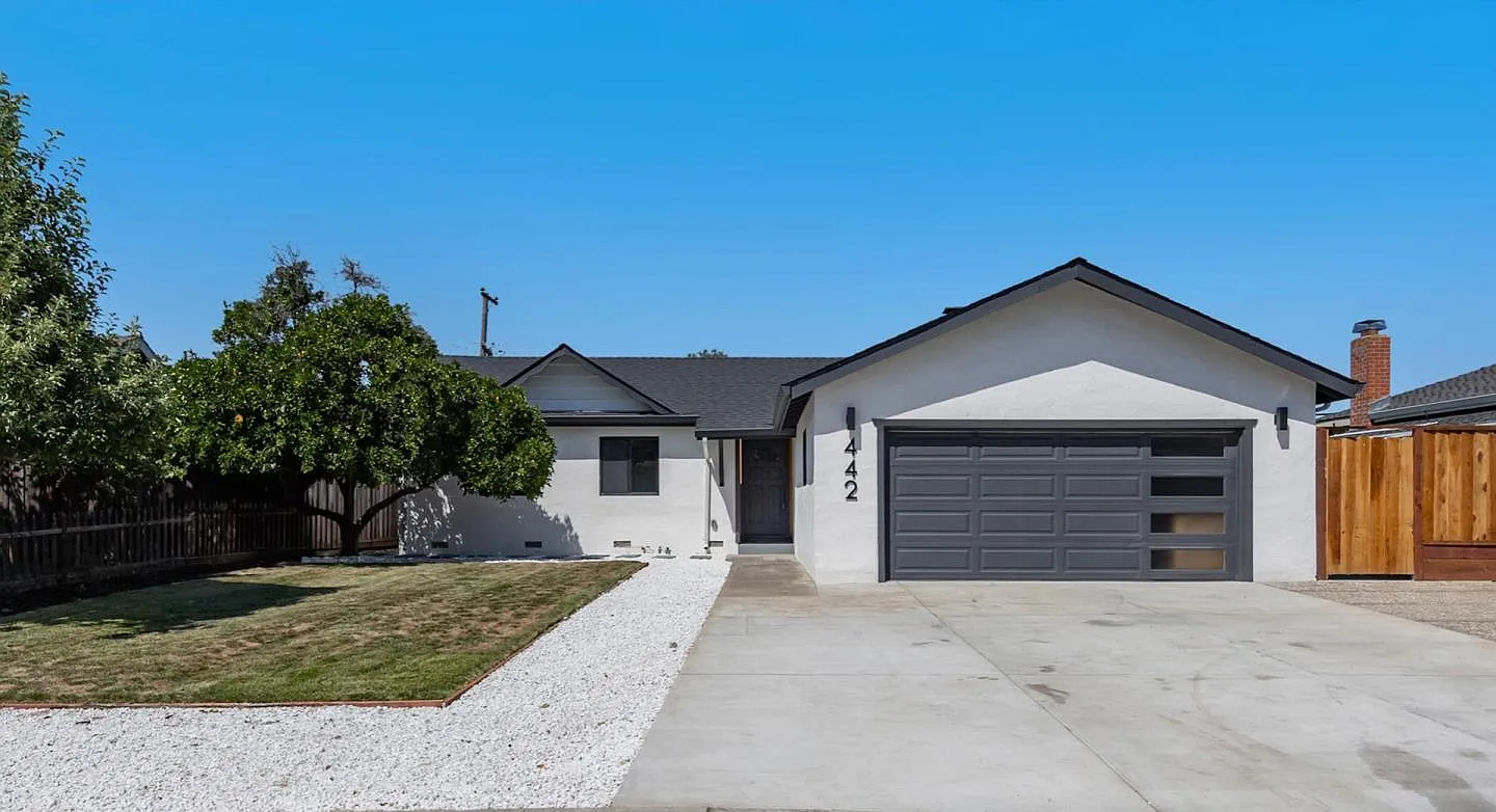 442 Calado Ave photo 1