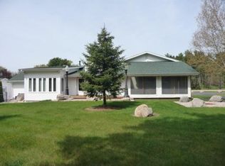 N2544 Cty Hwy Qq, Waupaca, WI 54981