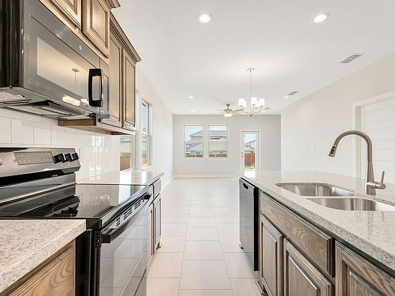 2nd image of 5410 Brahman Ln