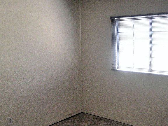 3rd image of 3413 Ciniza Dr