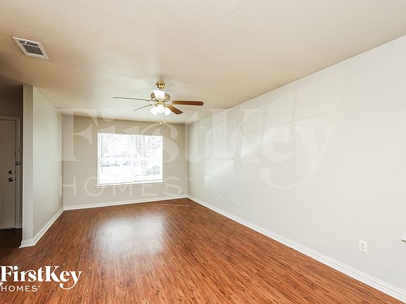 3rd image of 8331 Lake Anna Dr