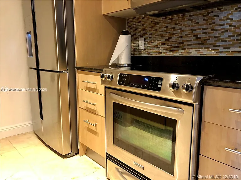 10275 Collins Ave #230 — Photo 12