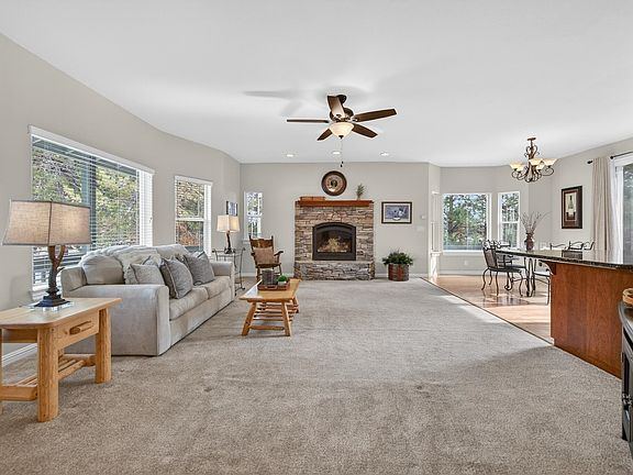 4th image of 786 Willhoite Rd