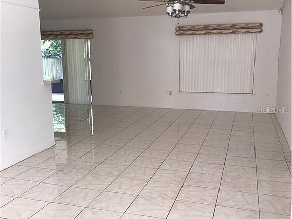 4th image of 1022 Trout Creek Ct
