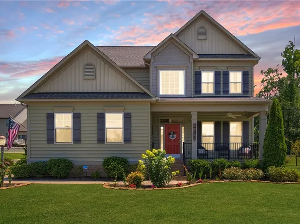 2765 Tea Rose Ct, Quinton, VA 23141