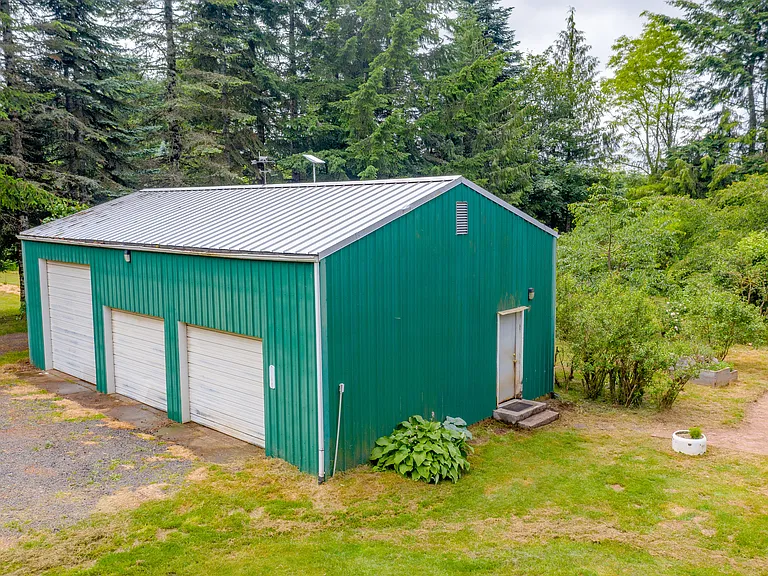3194 Crooked Finger Rd NE — Photo 43