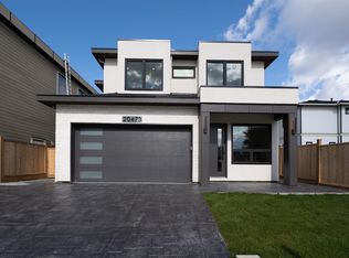 20473 69th Ave, Langley, BC V2Y 3A6