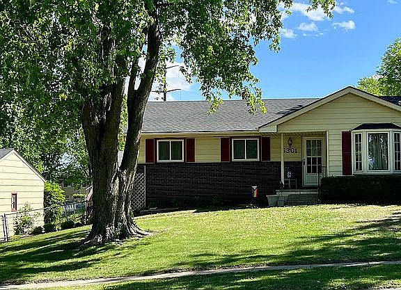 2nd image of 5301 Jennifer Dr