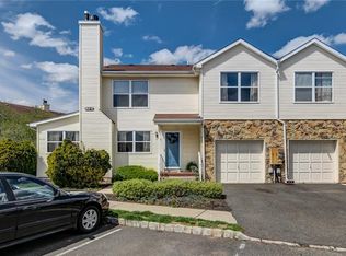 79 Kensington Dr #79, Piscataway, NJ 08854