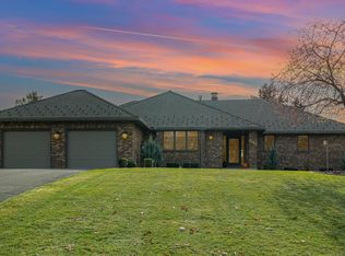 3690 Birchpond Pl, Eagan, MN 55122