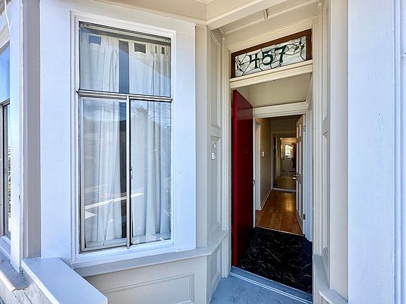 2nd image of 457 30th St