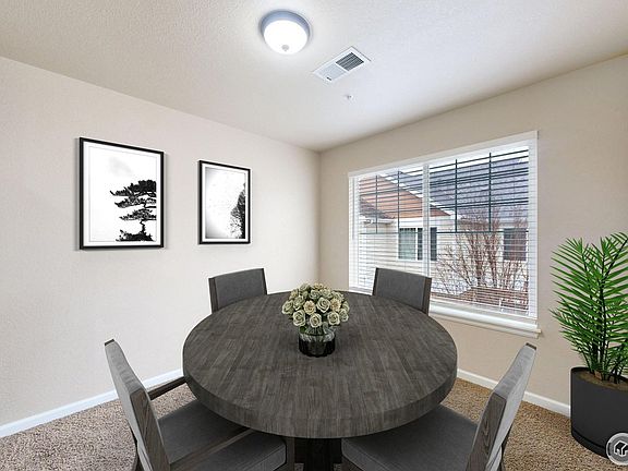4th image of 4845 Hahns Peak Dr #202