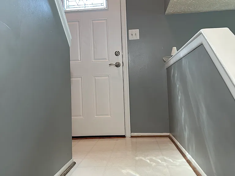 1000 Jubilee Way — Photo 2
