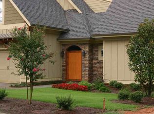 63 Beacon Crst, Newnan, GA 30265