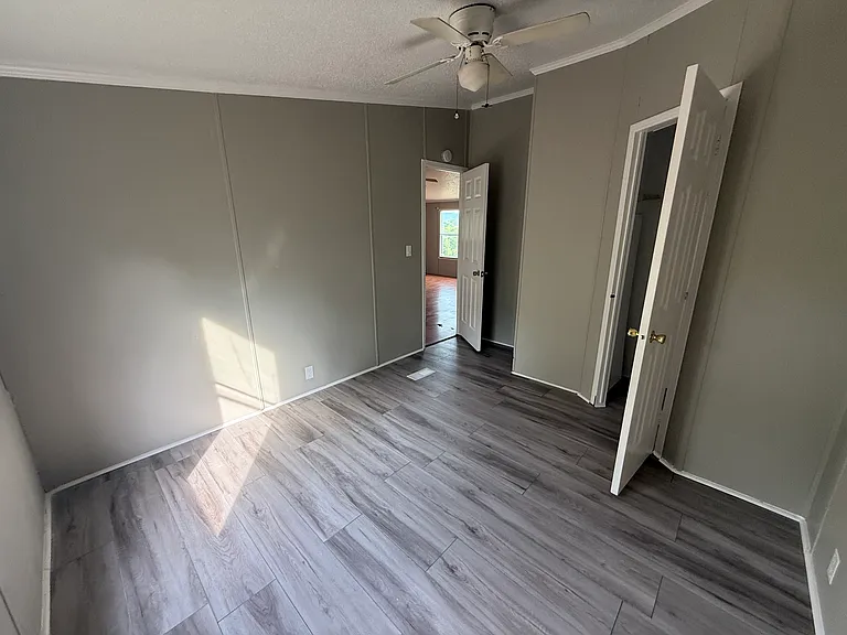 125 Middle Ave #40 — Photo 12