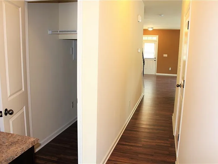 Riverdance Dr NW — Photo 16
