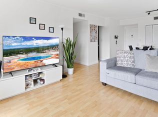 Hillcrest No 21 Condo, Hollywood, FL 33021