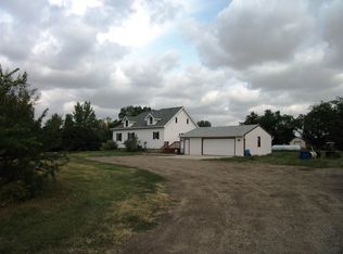 1641 104th St SE, Minot, ND 58701