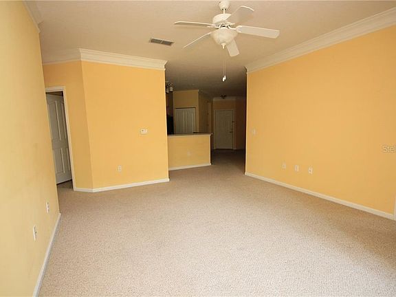 3rd image of 4207 S Dale Mabry Hwy Unit 10110