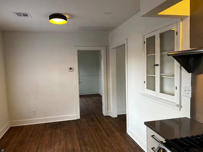 1415 S Knoxville Ave — Photo 9