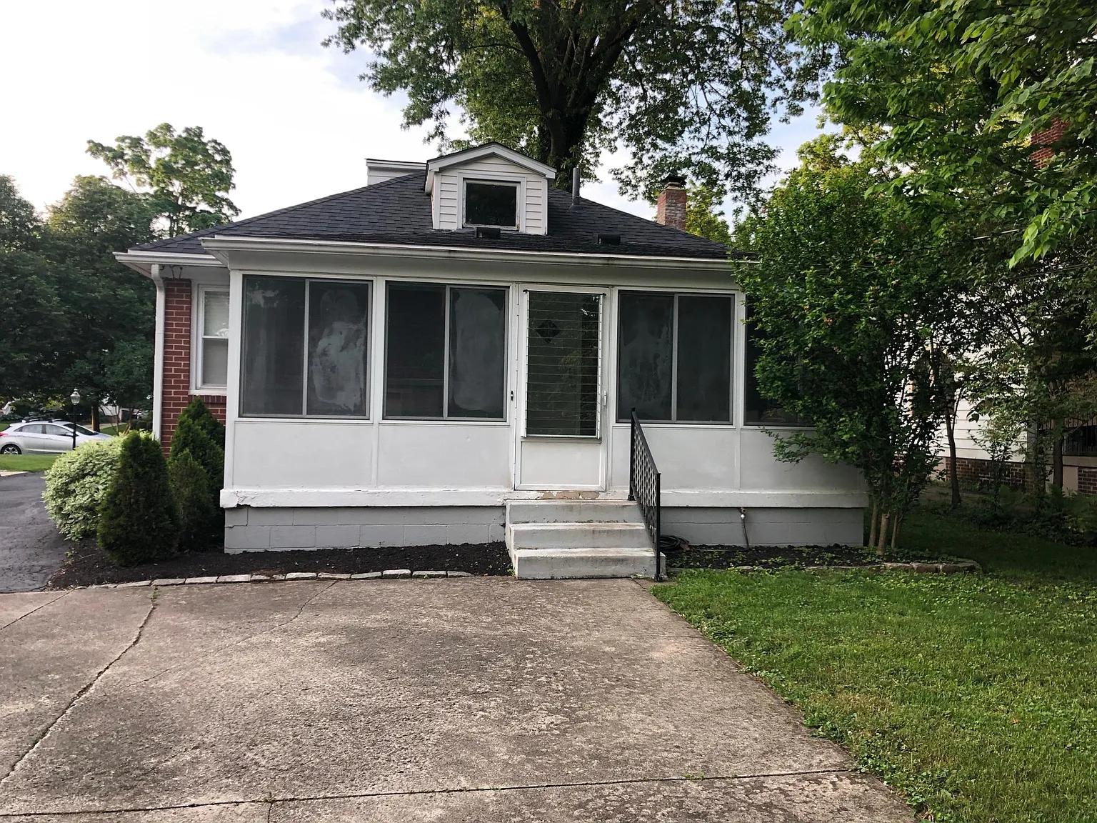 2 bed, 1.5 bath, 1132 sqft, $1,950 — Photo 2