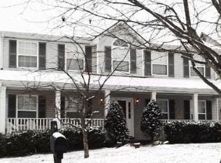 716 Pinnacle Ct, Lexington, KY 40515