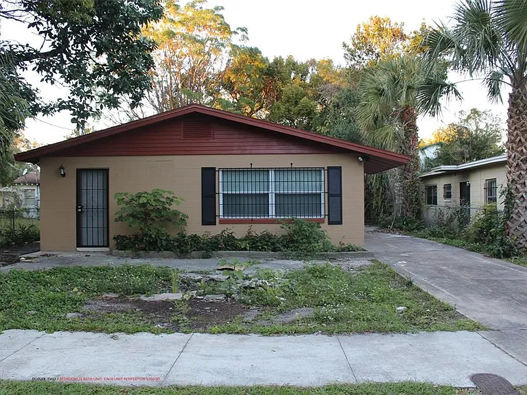 817 Bentley St #A — Photo 1