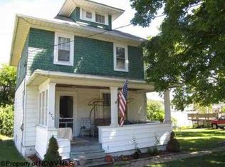 478 W Pennsylvania Ave, Westover, WV