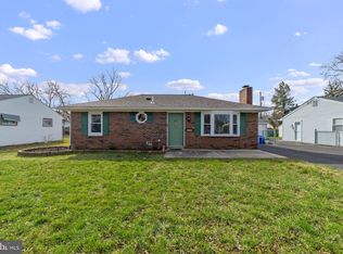 1300 Spencer Dr, Croydon, PA