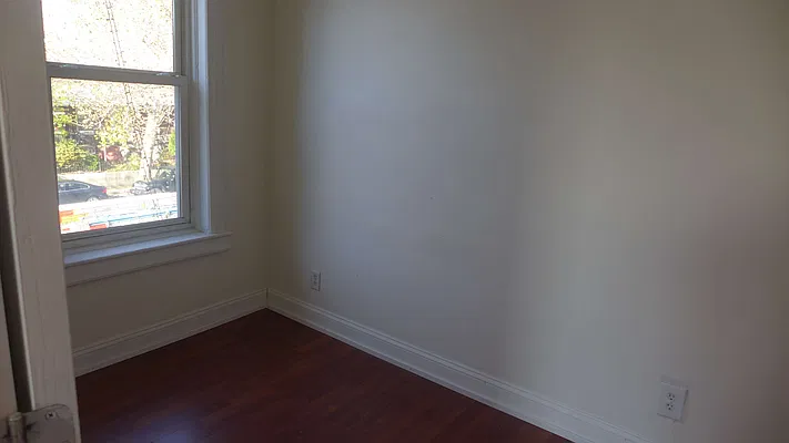 Rented by Garfield Realty  | media 20