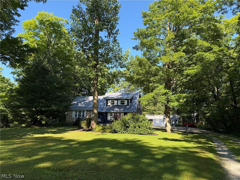 1st image of 15000 Crestwood Dr