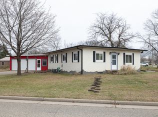 554 Elm St S, Prescott, WI 54021