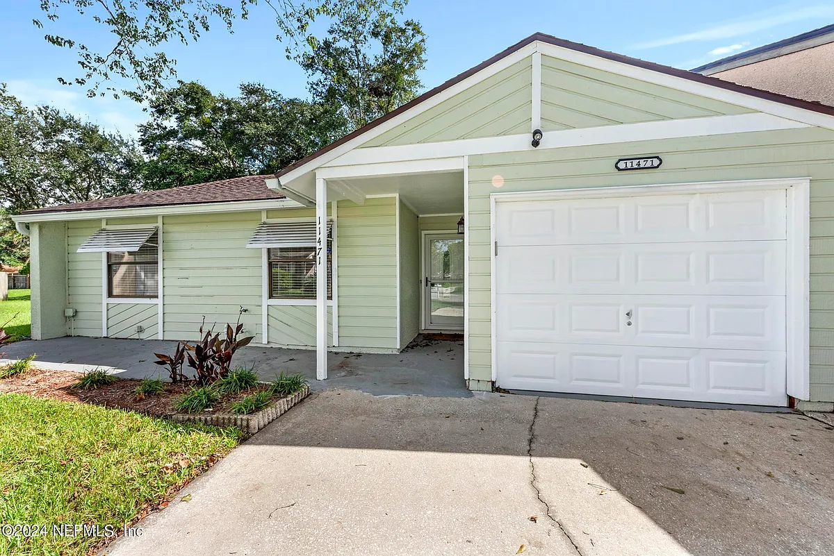 Building Photo - 11471 Stinger Way