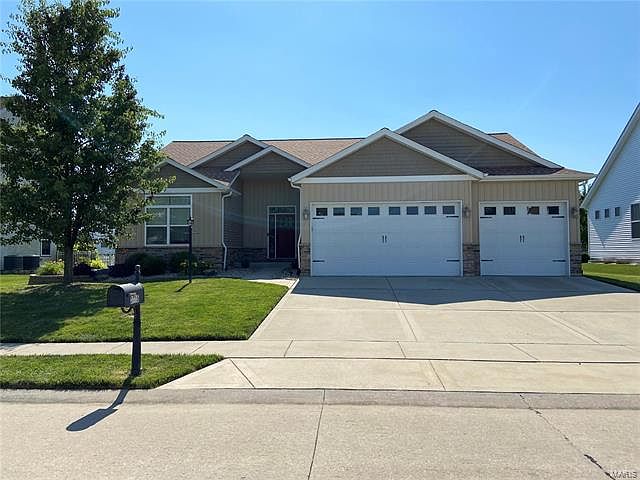 1st image of 3115 Alexandria Dr