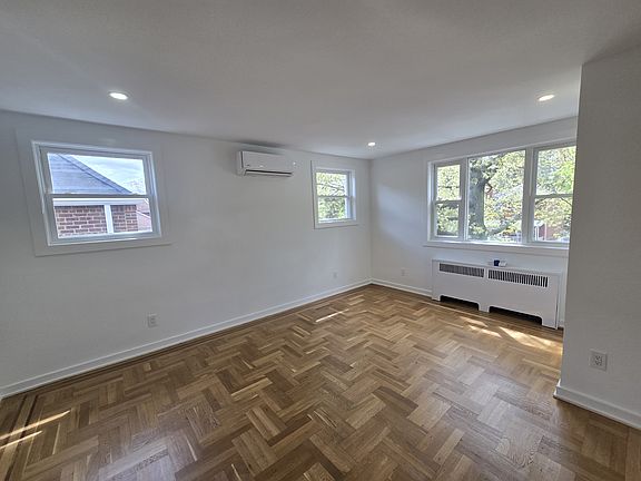 2nd image of 2332 Barnes Ave Floor 2