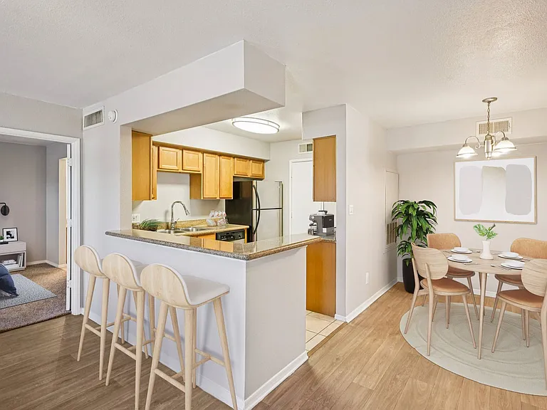 Jade Ridge Apartments — Photo 89