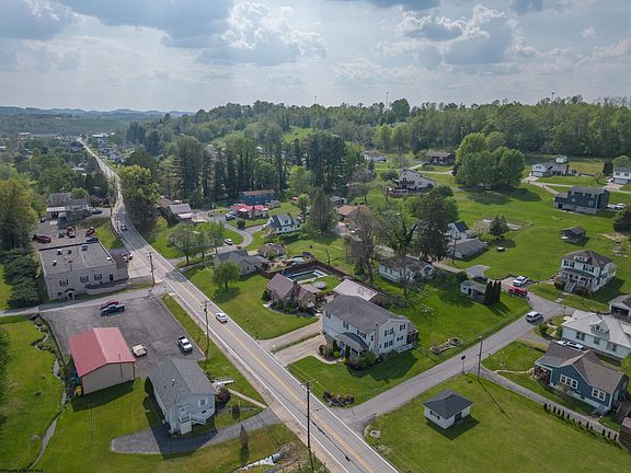 2nd image of 1700 Pleasant Valley Rd
