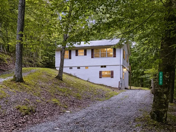 1377 Four Seasons Rd, Smithville, TN 37166