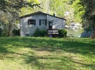 213 Hillcrest Heights Dr, Moneta, VA 24121