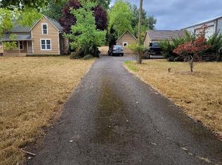 28100 Royal Ave, Eugene, OR 97402