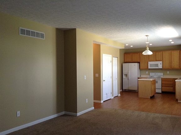 4th image of 7970 Trinity Shore Cir
