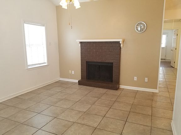 2nd image of 102 Longfellow Dr