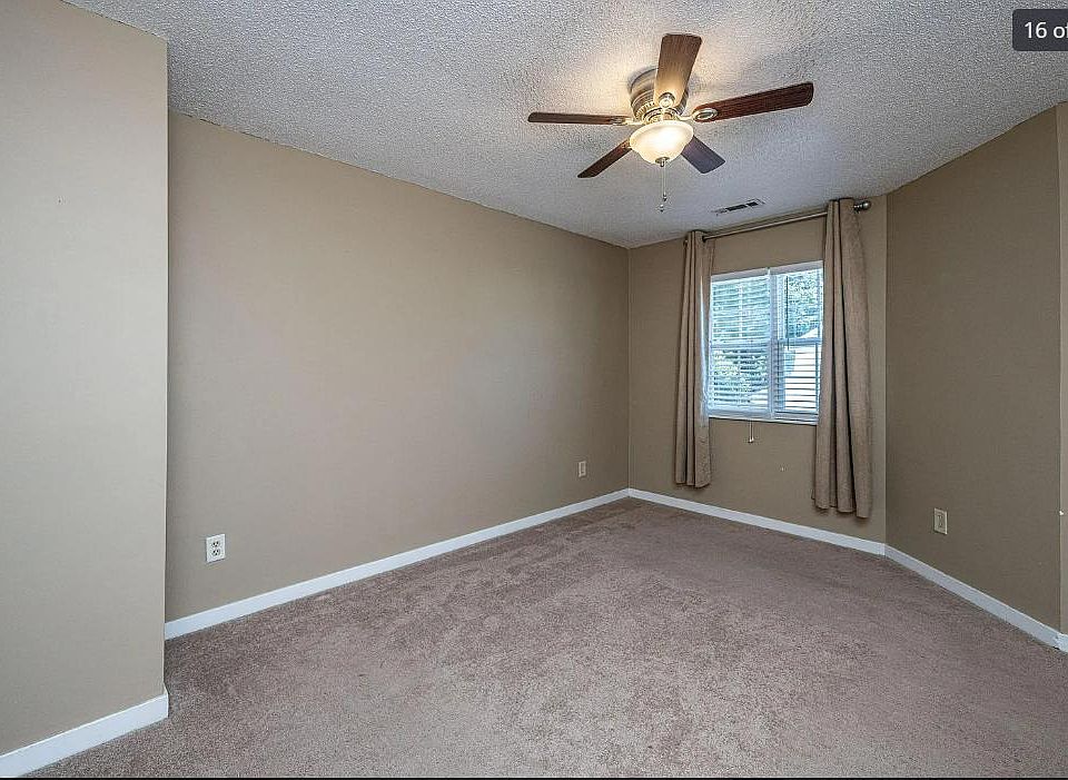 1st image of 262 Stefan Dr #10-C
