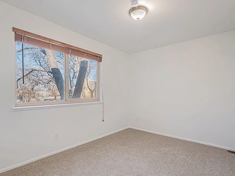 9574 E Kansas Cir #26 — Photo 11