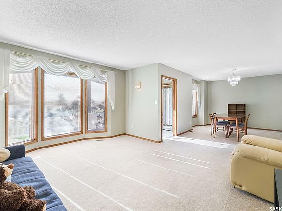 3rd image of 3103 Wascana Gln