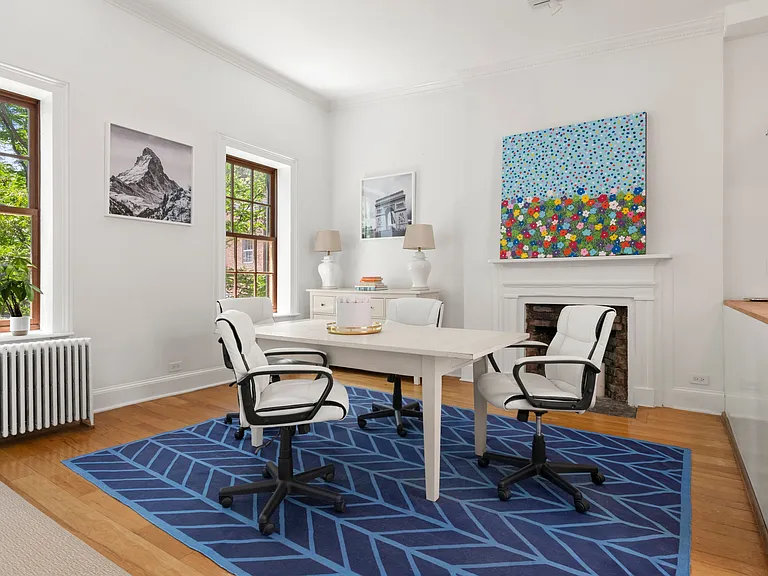 43 W 10th St #3 — Photo 4