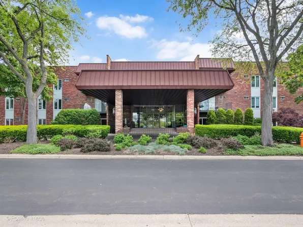 1121 W Ogden Ave APT 253, Naperville, IL 60563