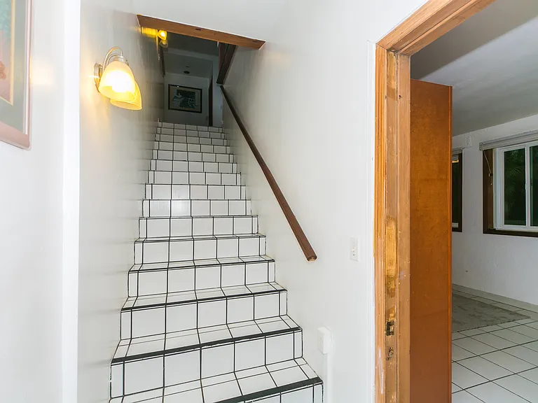 953 Ailuna St #B — Photo 8