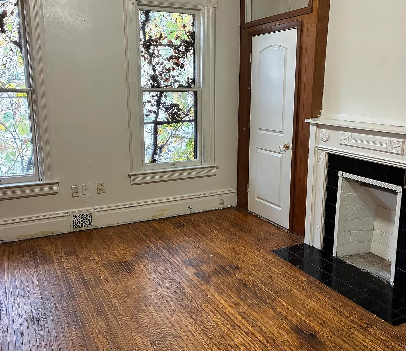 1200 Flora Ave — Photo 3