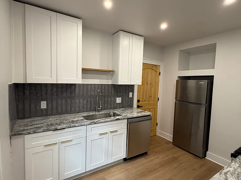 1570 Belmar Rd #2 — Photo 3